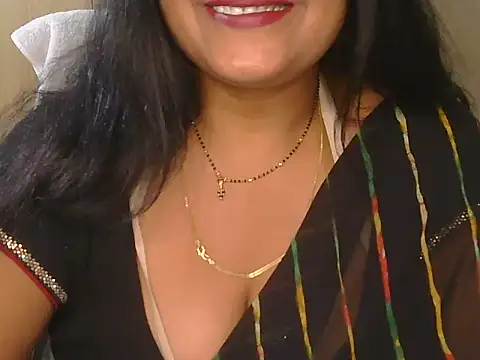 Snapshot of Cute_Ruhi99 chatting on 11-18-25, 07:02 Cute Ruhi99 online show from 11-18-25, 07:02