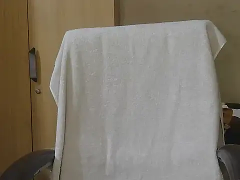 Snapshot of Cute_Ruhi99 chatting on 03-01-26, 09:00 Cute Ruhi99 online show from 03-01-26, 09:00