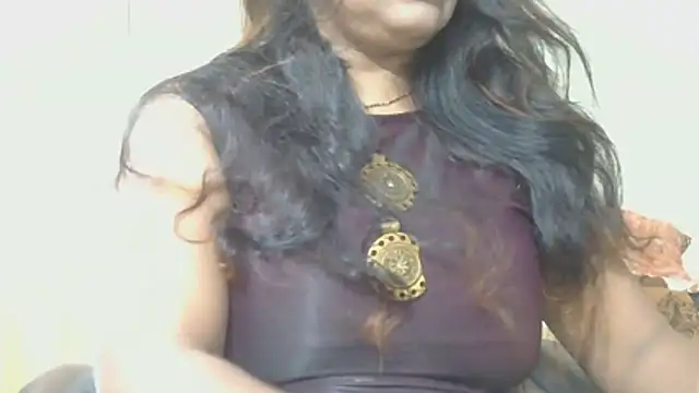 Snapshot of Cute_Ruhi99 chatting on 03-08-26, 07:34 Cute Ruhi99 online show from 03-08-26, 07:34