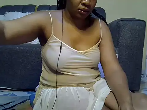 Snapshot of Sexy_Kezzy chatting on 06-08-26, 03:40 Sexy Kezzy online show from 06-08-26, 03:40