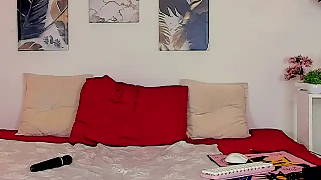 Snapshot of AriFleow chatting on 02-07-25, 02:04 AriFleow online show from 02-07-25, 02:04