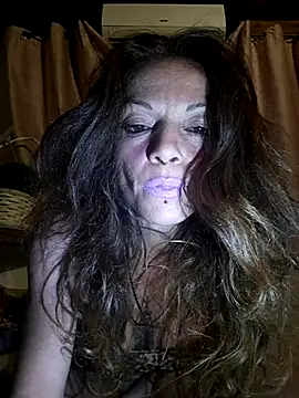 vampvanna23 online show from 06-08-26, 12:14