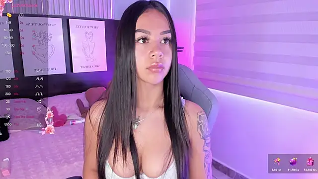 Snapshot of Violet_spencer chatting on 11-07-25, 07:14 Violet spencer online show from 11-07-25, 07:14