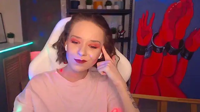 FascinatingEyess online show from 12-08-24, 09:52