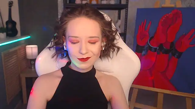 FascinatingEyess online show from 02-27-25, 06:40