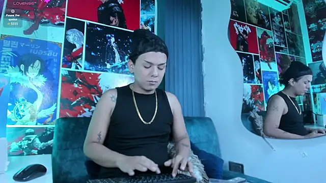 yossi peach cute online show from 06-11-26, 08:40