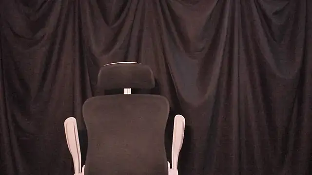 laurent nova online show from 07-28-26, 07:39