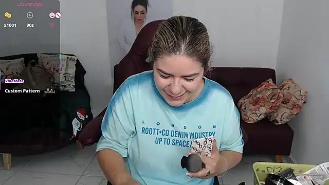 Snapshot of zehra_sanem chatting on 11-17-25, 04:24 zehra sanem online show from 11-17-25, 04:24