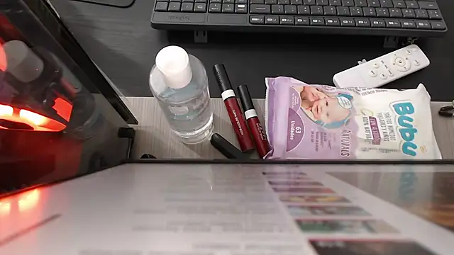 Snapshot of zehra_sanem chatting on 11-18-25, 05:28 zehra sanem online show from 11-18-25, 05:28