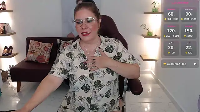 Snapshot of zehra_sanem chatting on 03-12-26, 09:21 zehra sanem online show from 03-12-26, 09:21