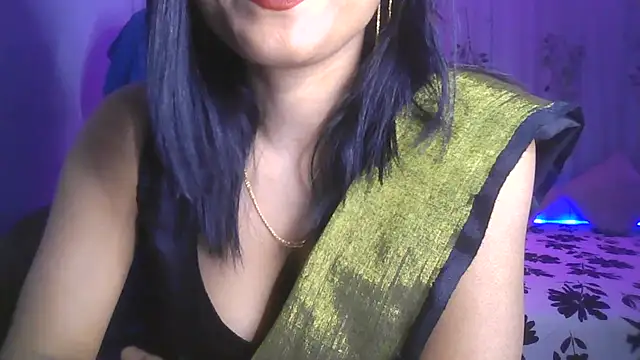 Snapshot of Queenhimanshi chatting on 02-20-25, 05:40 Queenhimanshi online show from 02-20-25, 05:40