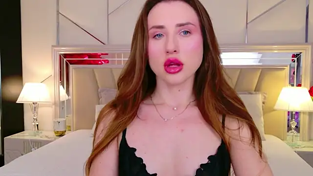 Snapshot of Jullia_Carter chatting on 02-19-26, 06:42 Jullia Carter online show from 02-19-26, 06:42