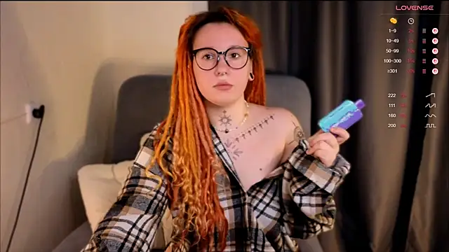 Snapshot of The_Full_Red_Moon chatting on 11-19-25, 08:47 The Full Red Moon online show from 11-19-25, 08:47