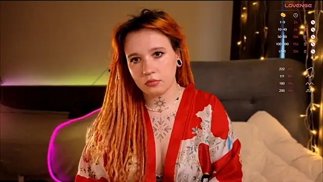 Snapshot of The_Full_Red_Moon chatting on 11-26-25, 08:48 The Full Red Moon online show from 11-26-25, 08:48