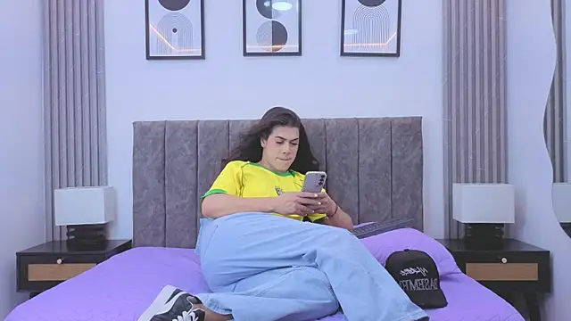Luciana Ortiz1 online show from 06-24-26, 07:35