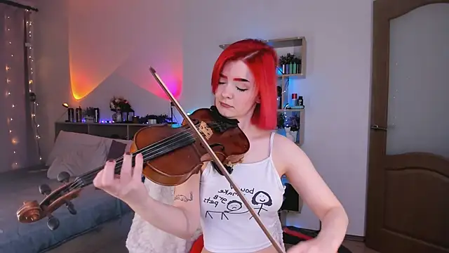 Snapshot of Jenny_Foster chatting on 02-07-26, 04:05 Jenny Foster online show from 02-07-26, 04:05