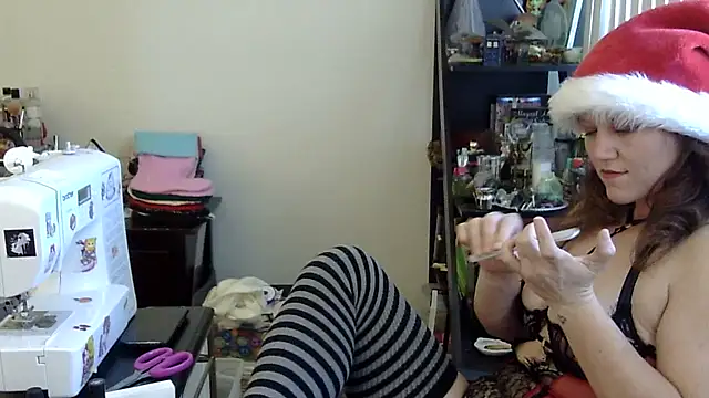 Snapshot of ziggyspice chatting on 12-06-24, 08:18 ziggyspice online show from 12-06-24, 08:18