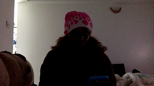 Snapshot of Rose_berry chatting on 02-02-25, 05:42 Rose berry online show from 02-02-25, 05:42