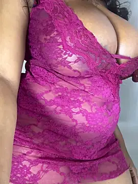 Snapshot of Rose_berry chatting on 11-03-25, 06:42 Rose berry online show from 11-03-25, 06:42