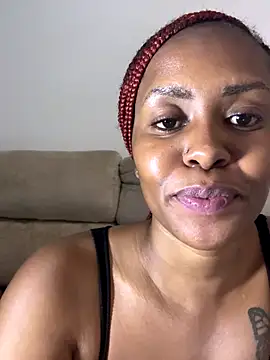 Snapshot of Rose_berry chatting on 11-16-25, 06:13 Rose berry online show from 11-16-25, 06:13