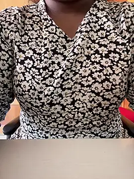 Snapshot of _dr_hot_ chatting on 12-14-24, 04:45 dr hot online show from 12-14-24, 04:45