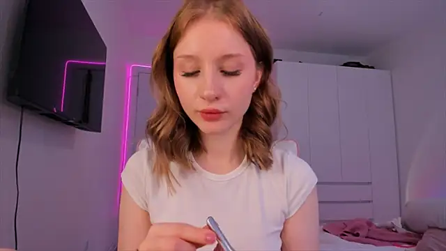 Eva Davi online show from 01-15-25, 07:59