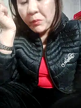 Snapshot of Rose_DiDi chatting on 02-14-25, 12:03 Rose DiDi online show from 02-14-25, 12:03