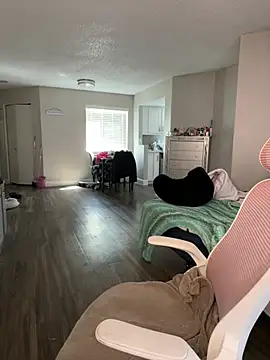 SafeinouterSpace online show from 04-07-26, 06:30