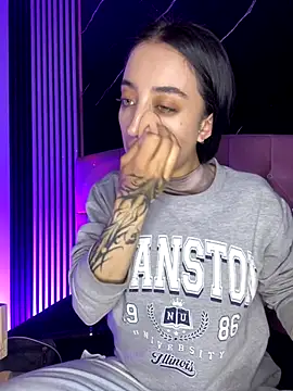 Ady 18 online show from 11-10-25, 06:51