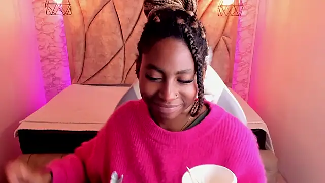 Queen perla  online show from 01-22-25, 03:51