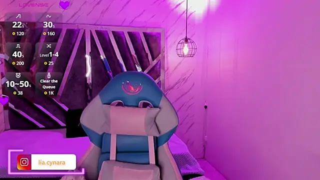 Queen perla  online show from 09-27-25, 12:21