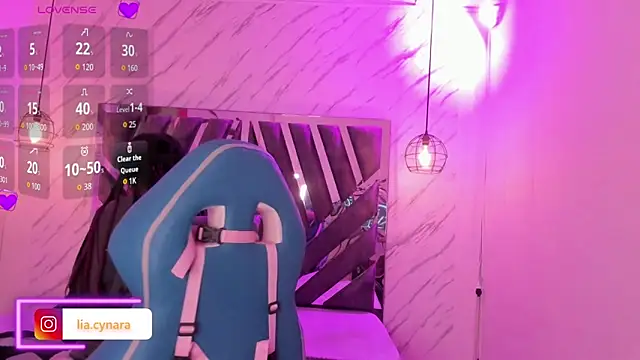 Queen perla  online show from 10-07-25, 12:24