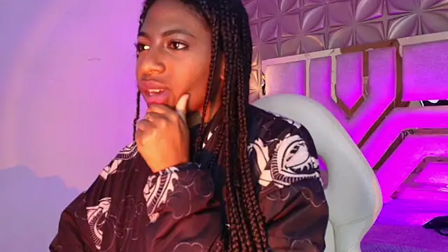 Queen perla  online show from 02-22-26, 01:09