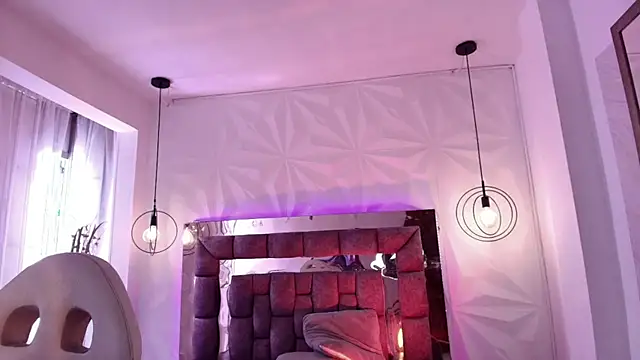 Queen perla  online show from 07-28-26, 06:20