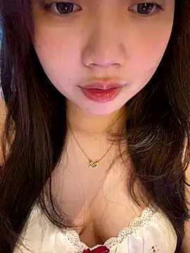 Snapshot of Hotellinh12 chatting on 10-02-25, 04:25 Hotellinh12 online show from 10-02-25, 04:25