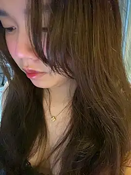 Snapshot of Hotellinh12 chatting on 01-09-26, 12:08 Hotellinh12 online show from 01-09-26, 12:08