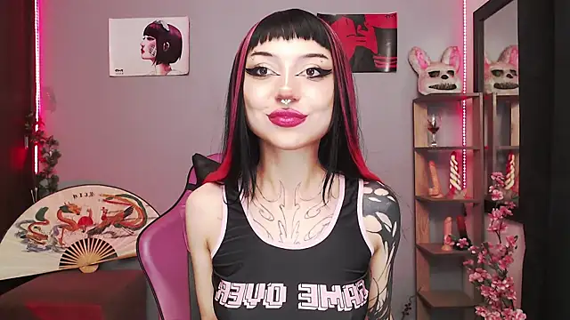 catipetite online show from 11-04-25, 05:50