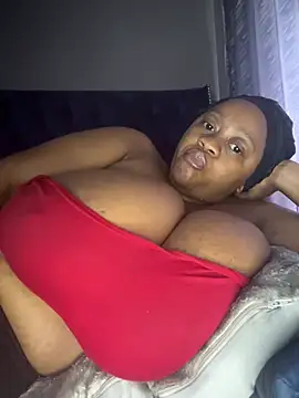 Chubbykarisma27 online show from 04-25-26, 02:36