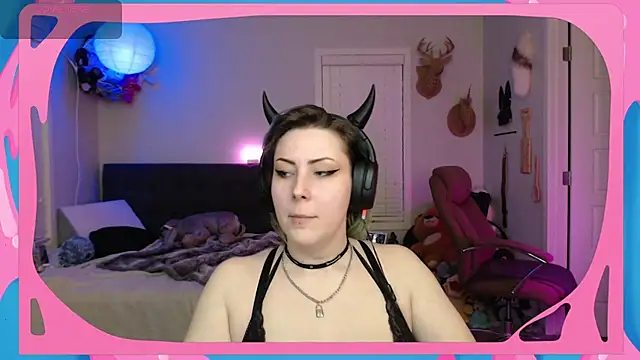 CirqueNoirBlu online show from 11-21-25, 03:49