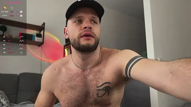 Snapshot of maxx_alexx chatting on 03-18-25, 10:14 maxx alexx online show from 03-18-25, 10:14