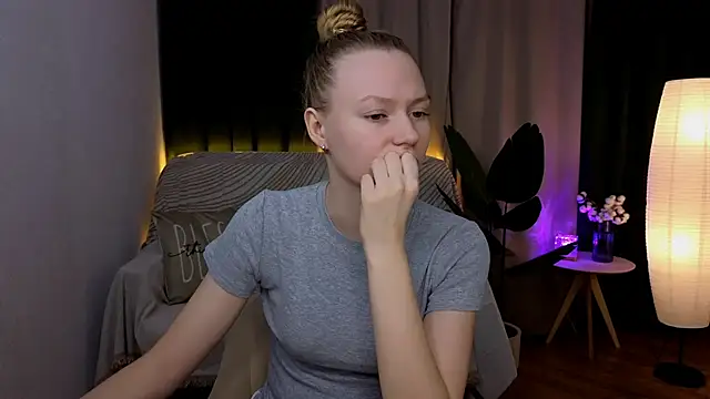 CarolynCohen   online show from 01-14-25, 02:19