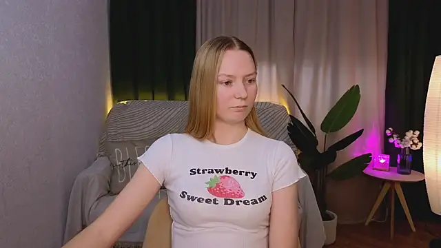 CarolynCohen   online show from 01-20-25, 04:54