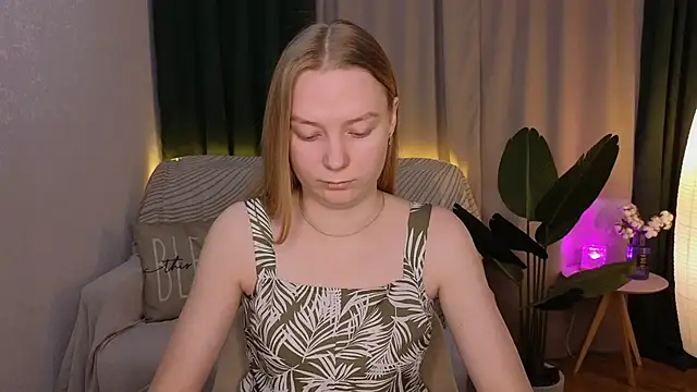 CarolynCohen   online show from 03-14-25, 02:10