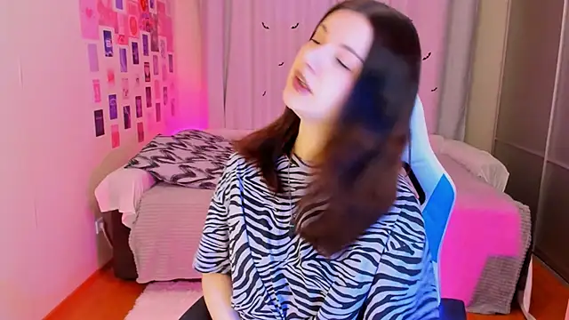 Vanessa Verona online show from 02-07-25, 09:48