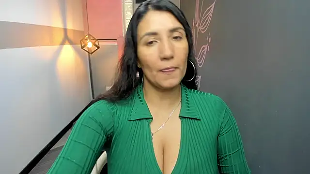 GiaFox  online show from 02-05-25, 03:42