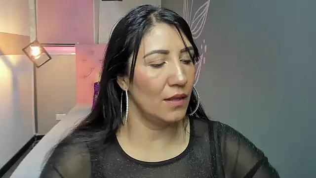 GiaFox  online show from 02-14-25, 12:47