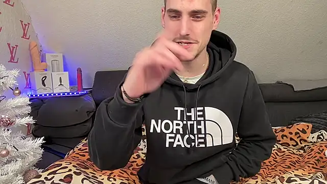 Cookieboy88 online show from 11-27-25, 01:13