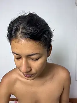 Valentinabaker online show from 11-03-25, 09:32