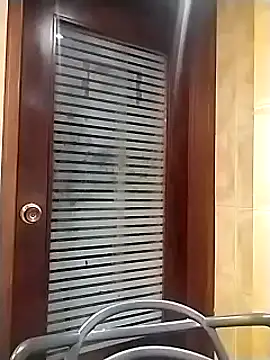 Snapshot of AriaRusso chatting on 01-17-25, 12:10 AriaRusso online show from 01-17-25, 12:10