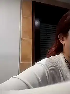 Snapshot of AriaRusso chatting on 02-13-25, 12:35 AriaRusso online show from 02-13-25, 12:35